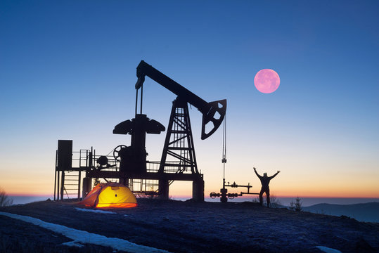 Oil pump at sunrise