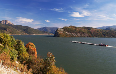 Fototapeta na wymiar Danube River Gorges, Romania, Europe