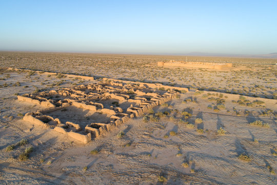 Qajar Ruins near Deyr Gachin Caravansary, Qom, Iran