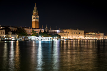 Fototapeta premium Nighttime on the Grand Canal, Venice