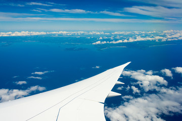 Fototapeta premium 飛行機 主翼