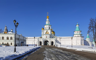 Fototapeta na wymiar View on the Voskresensky New Jerusalem stauropegial monastery in town Istra, Moscow region. Russia