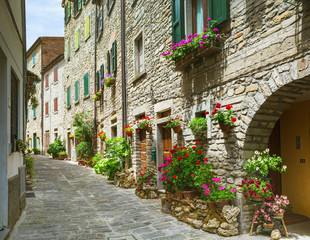 Panele Szklane  Włoska ulica w małym prowincjonalnym miasteczku Tuscan