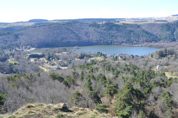 Fototapeta na wymiar Lac Chambon, Auvergne, France