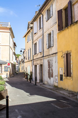 Fototapeta na wymiar Old street in Arles, France