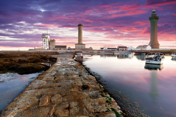 Le phare d'Eckmühl © pascal