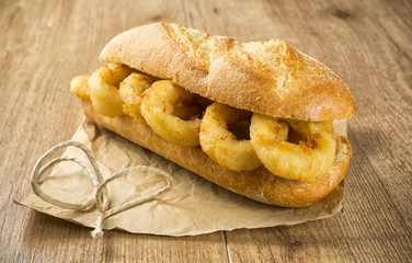 Bocadillo de calamares