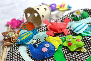 Magnetic felt fishing game - catch the fish with the magnetic rod