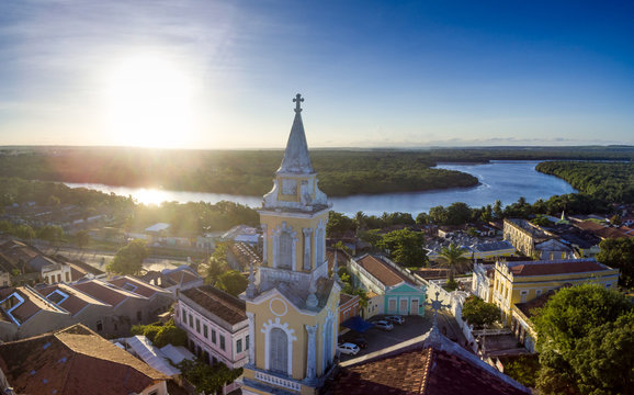 Igreja S&atilde;o Frei Pedro Gon&ccedil;alves e Rio Para&iacute;ba