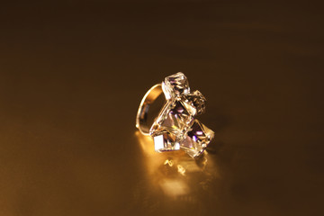 Focused old designed gold rings