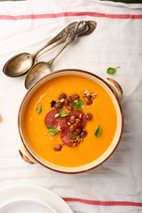Hot pumpkin and beans soup