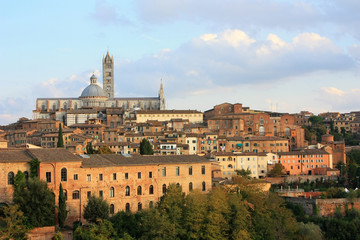 Fototapeta na wymiar The ancient city of Siena, Italy