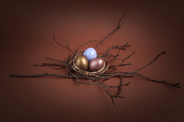 Easter eggs in the nest / jajka wielkanocne © youdrug
