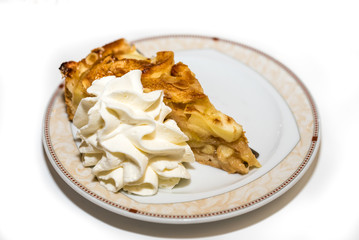 Apfelkuchen mit Sahne