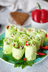 Fresh and tasty green vegetarian spring rolls
