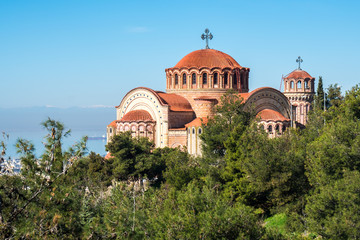Fototapeta na wymiar View of Thessaloniki and the Orthodox church of Saint Paul the Apostle. Greece