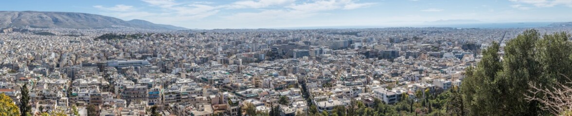 Fototapeta na wymiar Large panoramic view of Athens, the capital of Greece