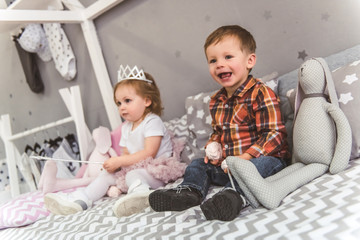 Fototapeta premium Cute couple of kids