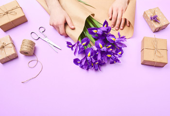 Obraz na płótnie Canvas Greeting card purple iris