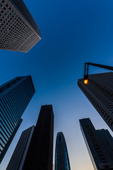 夜明け前の新宿のビル群　The sky at daybreak in Shinjyuku, Tokyo, Japan
