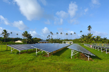 Solar PV modules in Rarotonga Cook Islands © Rafael Ben-Ari