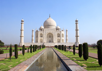 Fototapeta na wymiar Taj Mahal mausoleum, Agra, India