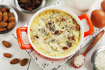 Rice pudding with raisin