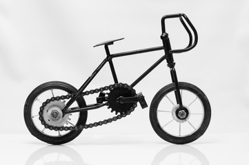 Fototapeta premium アンティークなミニチュア自転車