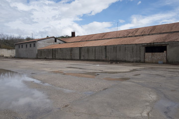 Fabbriche di mattoni abbandonate