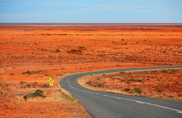 Early morning across Mundi Mundi Plains outback Australia © Leah-Anne Thompson