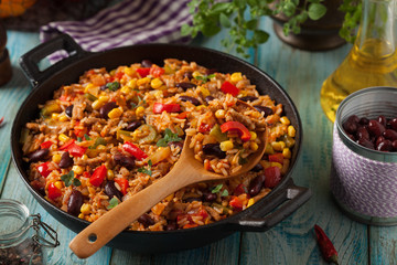 Mexican rice with minced meat and vegetables.