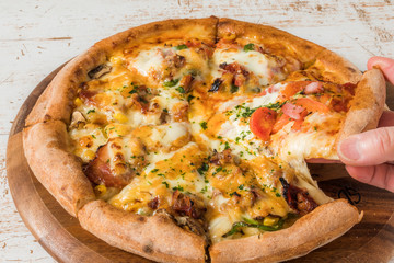 ホームメイドピッツア　Italian home-made pizza