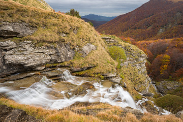Cascata della Morricana nel Bosco Martese, Parco Nazionale dei Monti della Laga in Abruzzo