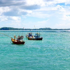 Fototapeta na wymiar Beautiful seascape with fishing boats on the water.