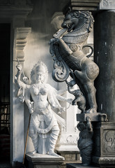 Naklejka premium Le temple en travaux - Île Maurice