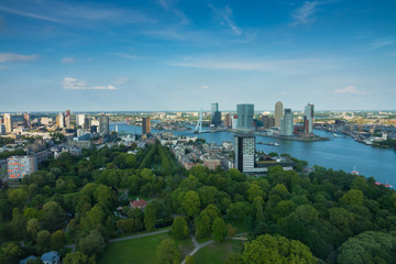 Obraz premium Widok z lotu ptaka - miasto Rotterdam - Holandia