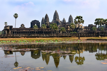 Fototapeta na wymiar Angkor Wat temple, Siem Reap, Cambodia