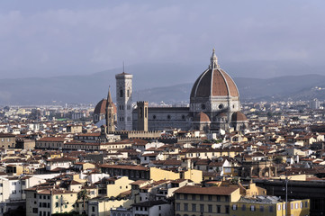 Fototapeta na wymiar Stadtpanorama mit Dom Santa Maria del Fiore, Ausblick vom Monte alle Croci, Florenz, Toscana, Italien, Europa