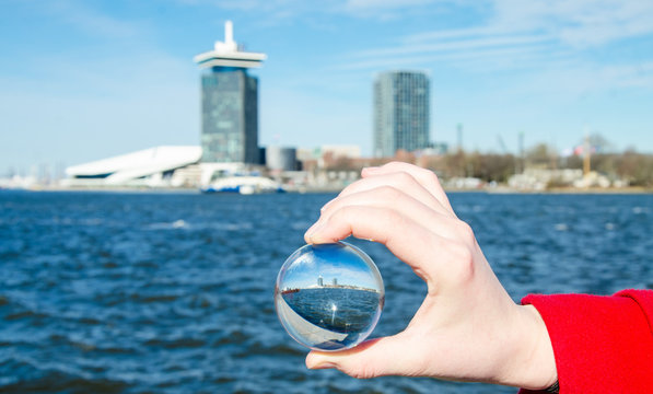 Sea ​​and amsterdam