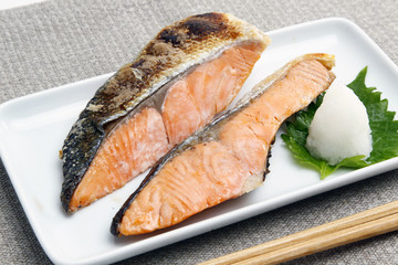 サケの塩焼き