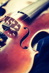 Geige in Geigenkoffer, klassische Musik