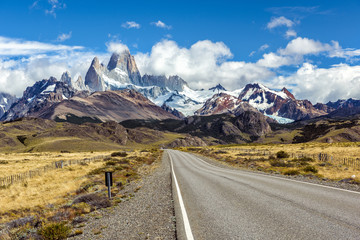Road and panorama with Fitz Roy mountain at Los Glaciares National Park