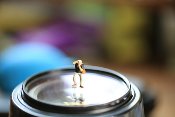 Obraz premium photographer man on lens