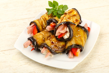 Stuffed eggplant with ham