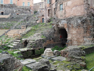 ギリシャ・ローマ劇場　カターニア　シチリア　イタリア