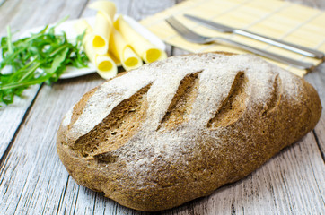 Naturally leavened spelt bread