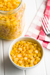Corn seed in bowl.