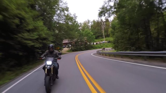 motorcycle chase on tight corner reverse cam from gopro on gimbal amazing footage