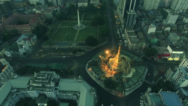 Sule Pagoda at night an Golden temple located in the heart of downtown Yangon, Myanmar