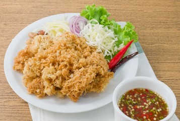 Crispy Catfish Salad with Green Mango and Vegetable